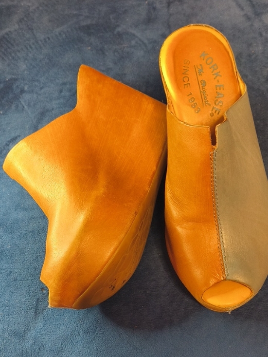 Kork-Ease Shoes - Kork-Ease Two-Tone Leather Peep-Toe Wedge Mules in Tan & Grayish Blue